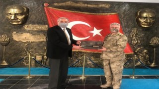 Başkan Bakkalcıoğlundan, Tuğgeneral Çolaka ziyaret