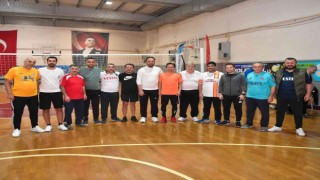 Tuzlada 2inci kurumlar arası voleybol turnuvası başladı