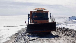 Ağrıda 207 köy yolu kar nedeniyle ulaşıma kapandı