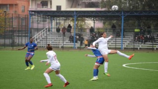 Turkcell Kadın Futbol Süper Ligi: Adana İdman Yurdu: 2 - Galatasaray: 0