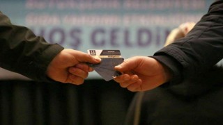 Büyükşehirden ihtiyaç sahibi 3 bin aileye hediye kartı