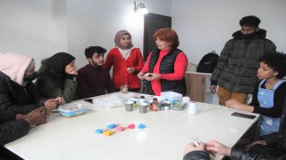 Kütahyada yabancı uyruklu öğrencilere yönelik bez bebek yapımı kursu