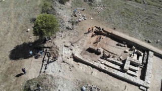 5 bin 500 yıllık Hadrianaupoliste Roma Kalesi olduğu düşünülen alanda sur kazıları yapılacak