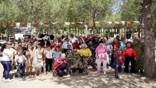 Ayvalık Belediyesinin Engelliler Haftası Şöleni başladı