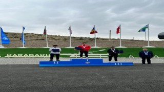 Azerbaycandaki yarışlara Sakaryalı kano sporcuları damga vurdu