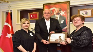 Eskişehir LÖSEVden Başkan Bakkalcıoğluna teşekkür ziyareti