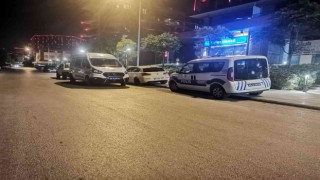 İzmirde eşi tarafından tabancayla vurulan kadın hayatını kaybetti