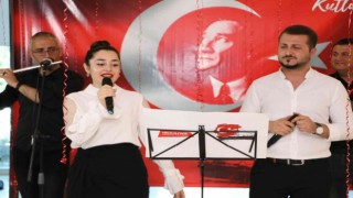 Medıcal Park Gaziantepte hemşirelerden 19 Mayıs düeti
