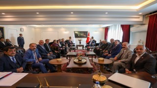 MHP heyetinden Vali Balcıya ziyaret
