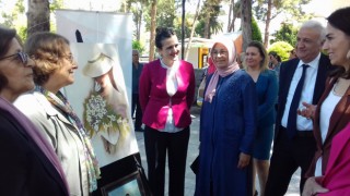 Osmaniye'de Öğrenci Annelerin “Resim sergisi” yoğun ilgi gördü