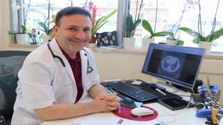 Prof. Dr. Özkaya: “Korona vakaları azaldı, baktariyel pnömoni salgını başladı”