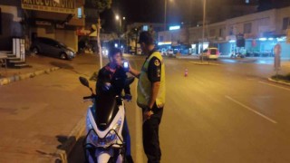 Antalyada trafik denetiminde 77 sürücüye ceza