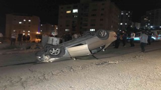 Elazığda otomobil takla attı: 4 yaralı