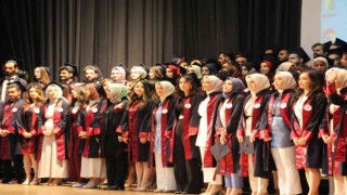 Fırat Üniversitesi 34. dönem tıp mezunlarını uğurladı