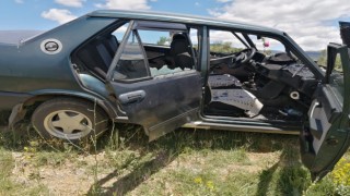 İki otomobilin çarpıştığı kazada hemşire yaralandı