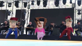 Anadolu Halk Dansları Topluluğu, Nasreddin Hoca Festivaline katıldı