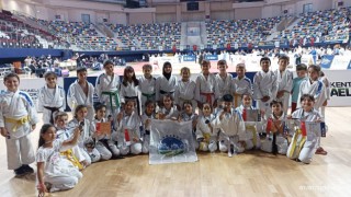 Sakarya Büyükşehir sporcularından başarı: Uluslararası turnuvada tam 15 madalya