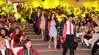 SCÜ Tıp Fakültesi 42. dönem mezunlarını uğurladı