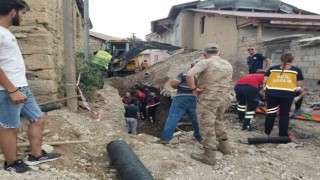 Erzincanda göçük, 1 işçi kurtarılmaya çalışılıyor