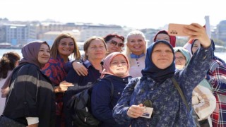 Bilecik Belediyesi dikiş kursu gören kadınlar İstanbul gezisiyle eğlendi