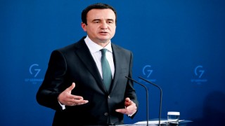 Kosova Başbakanı Albin Kurti: Sırp plakalarının değiştirilmesi için 31 Ekime kadar süre verildi