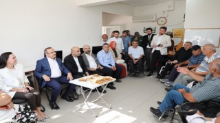 AK Parti İzmirden engelli ve yaşlı vatandaşlara öncelik