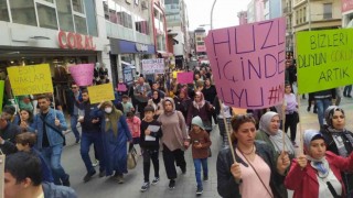 Bakırköyde aileler ve çocukları otizmli Mehmet Eres için yürüdü