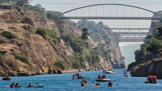 Yunanistandaki Korint Kanalı 2023 yazına kadar kapalı kalacak