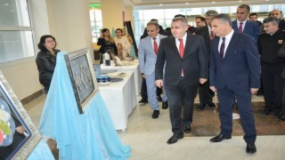 Adanada Öğretmenler Günü kutlandı