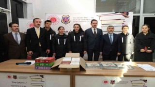 Erzincanda hükümlüler için kitap bağış kampanyası başlatıldı