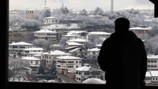 Osmanlı kentinde kar etkili oluyor