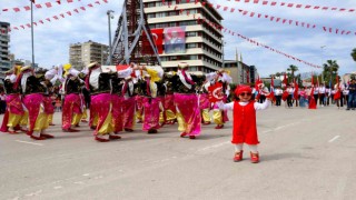 Adanada 23 Nisan Ulusal Egemenlik ve Çocuk Bayramı kutlandı