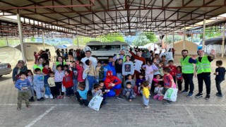 Deprem bölgesindeki çocuklar için Umudu Taşıyoruz