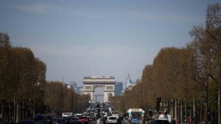 Fransada hükümetle sendikaların emeklilik reformu görüşmesi sonuçsuz kaldı
