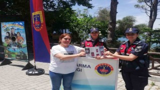 Jandarma ekipleri Milli Parkta vatandaşları bilgilendirdi