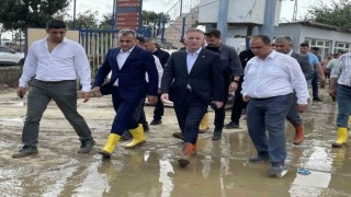 İstanbul Valisi Davut Gül selin vurduğu Halkalı Gümrükte incelemelerde bulundu