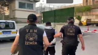 İzmirde FETÖnün mahrem imamlarına operasyon: 9 gözaltı
