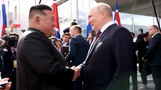 Kuzey Kore liderinden Putin'e tam destek