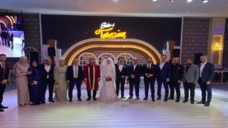 Pursaklar Belediye Başkanı Çetin, nikah kıymaya devam ediyor