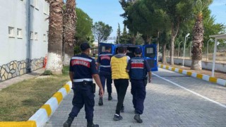İzmirde 464 düzensiz göçmen yakalandı, 12 organizatör tutuklandı
