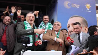 AK Partinin adayı Mehmet Uyanıktan ilk konuşma: “Amasyayı birlikte yöneteceğiz”