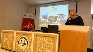 Adana’da "Savaş, Göç ve Aile" Konferansı Düzenlendi