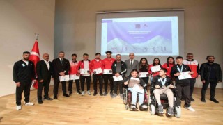 AİÇÜde IC Vakfı 19 Mayıs Geleneksel Spor Ödülleri töreni düzenlendi