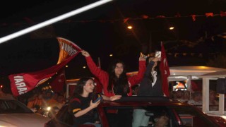 Alanyada Galatasarayın 24. şampiyonluğu kutlanıyor