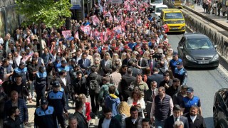 İstanbulda vatandaşlar “Kurtuluşa Giden İlk Adım” yürüyüşünde bir araya geldi