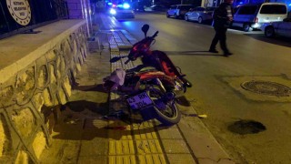 Kütahyada motosiklet ile ticari araç çarpıştı: 1 yaralı