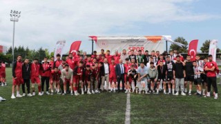 Manisa Yurtlar Futbol Takımı Türkiye şampiyonu oldu
