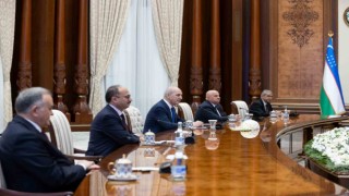 TBMM Başkanı Kurtulmuş, Özbekistan Cumhurbaşkanı Mirziyoyev tarafından kabul edildi
