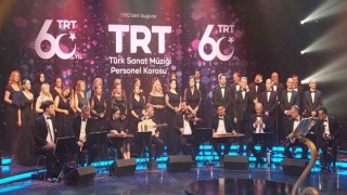 TRT personellerinden Türk Sanat Müziği Korosu