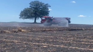 Balıkesirde tarla yangını: 35 ton buğday kül oldu